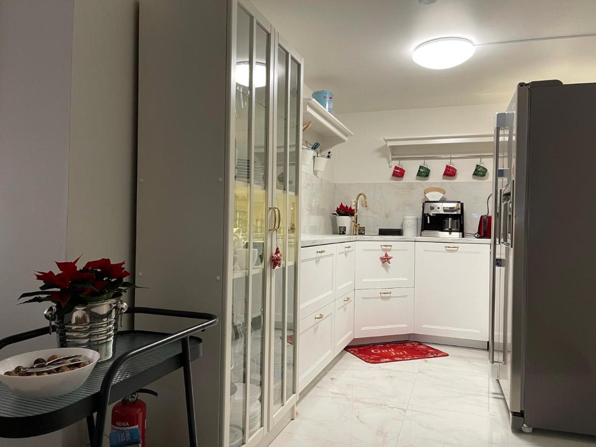 Vid Gekas Ullared Boende B&B Exterior foto